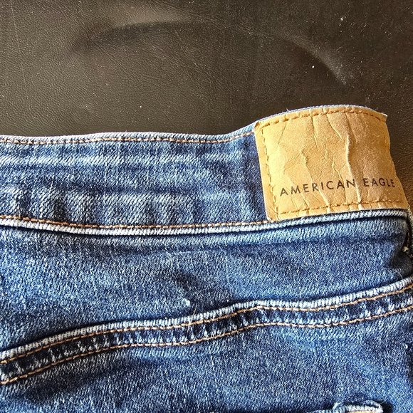 AMERICAN EAGLE SUPER STRETCH JEAN SHORTS 18 - Picture 3 of 8